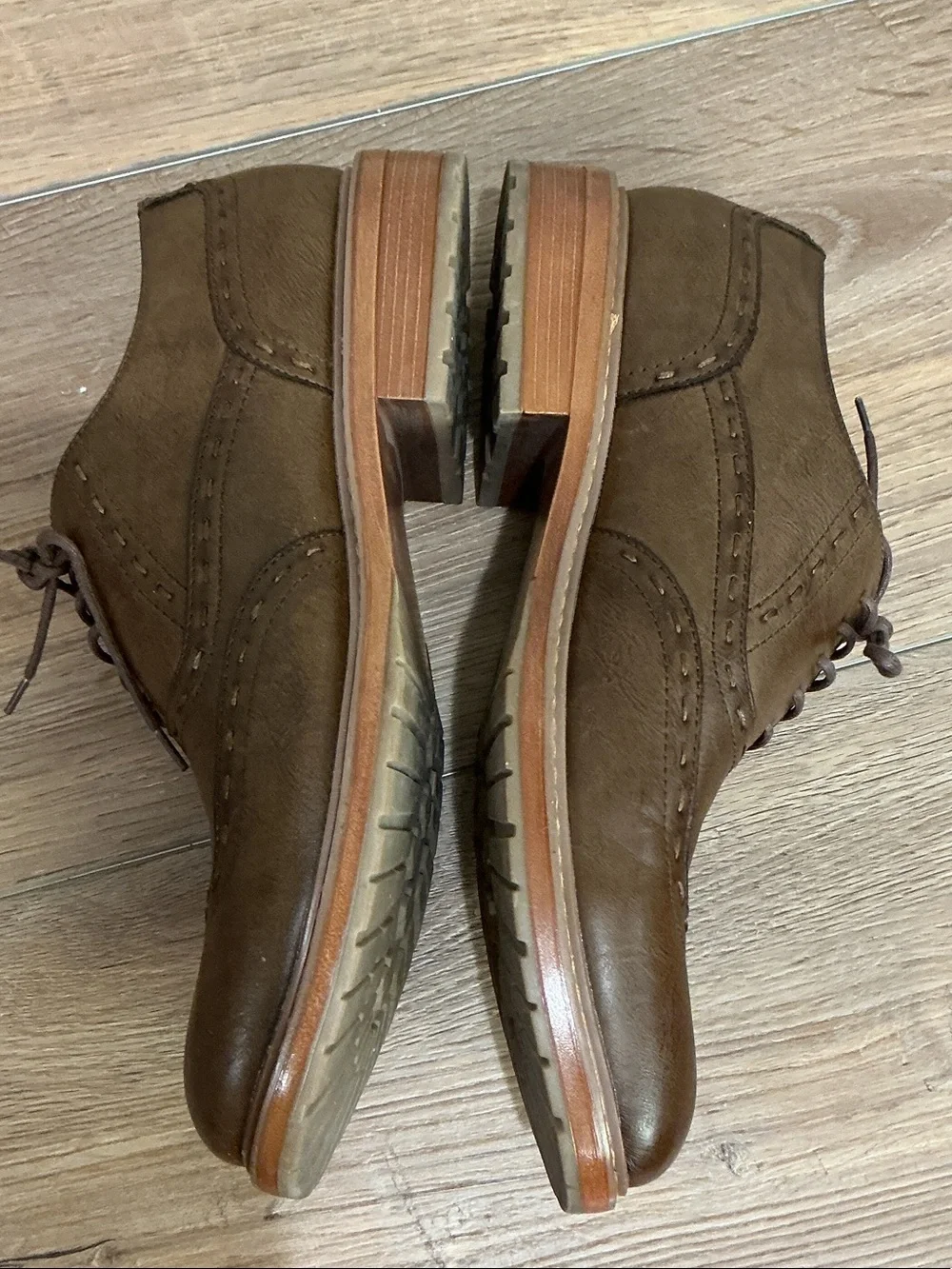 Perry Ellis perry ellis